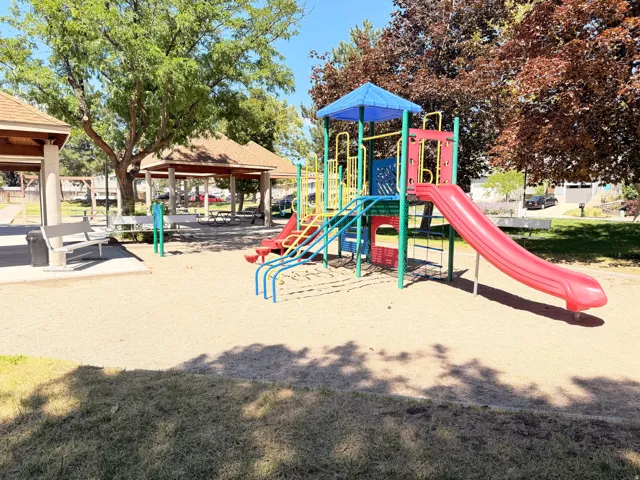 4445 S Roxborough Ct, West Valley City, Utah 84119