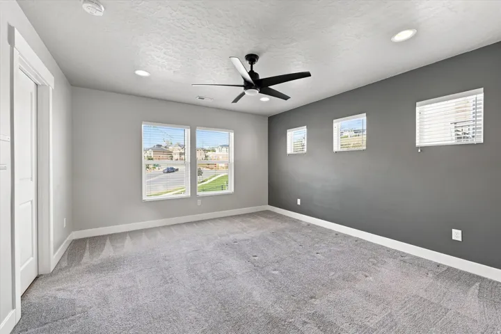 2050 W Marble Fox Cir, Lehi, Utah 84048