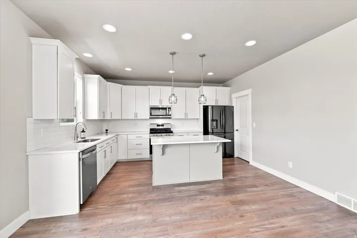 2050 W Marble Fox Cir, Lehi, Utah 84048