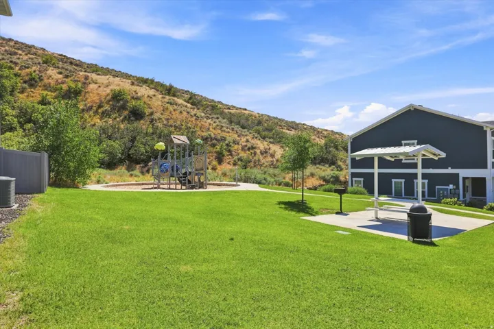 2050 W Marble Fox Cir, Lehi, Utah 84048