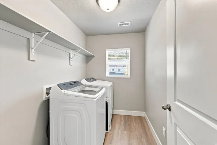 2050 W Marble Fox Cir, Lehi, Utah 84048