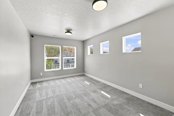 2050 W Marble Fox Cir, Lehi, Utah 84048