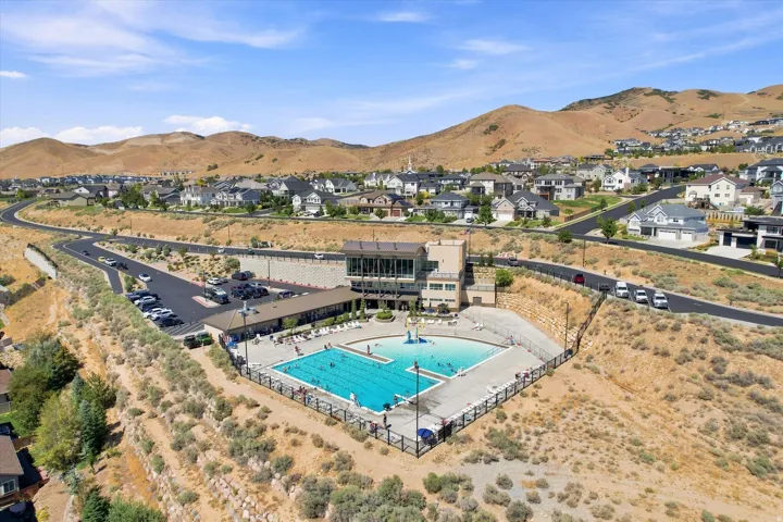 2050 W Marble Fox Cir, Lehi, Utah 84048