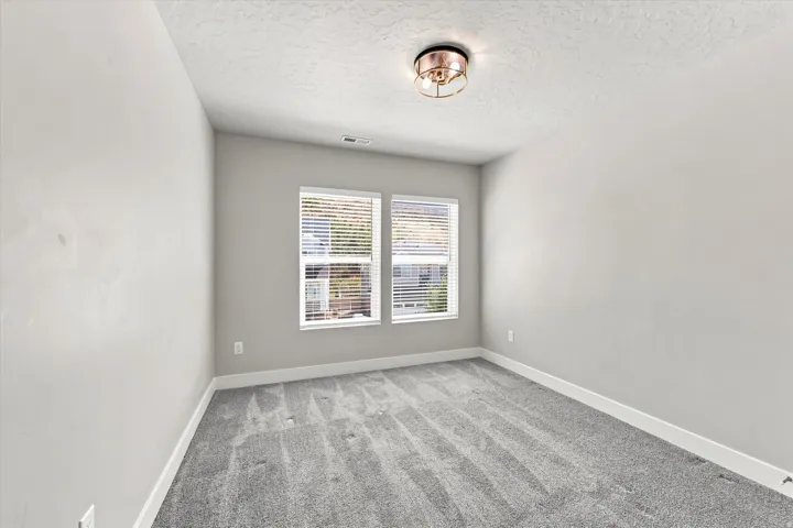 2050 W Marble Fox Cir, Lehi, Utah 84048