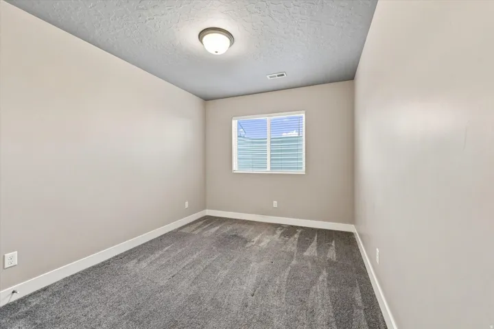 2050 W Marble Fox Cir, Lehi, Utah 84048