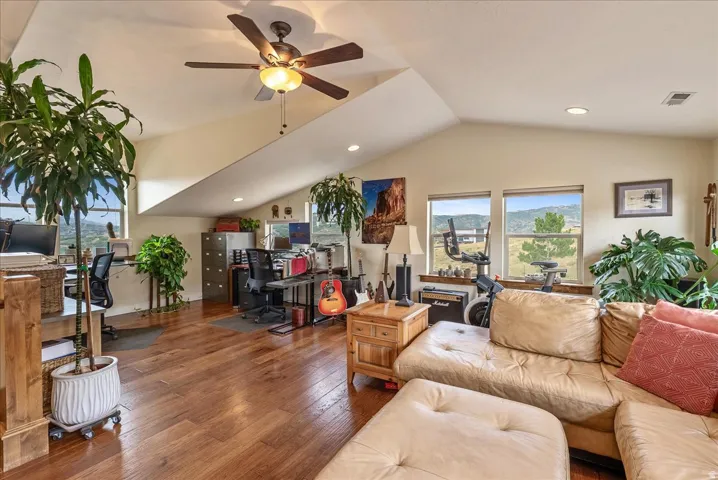 223 E Sage Ln, Wanship, Utah 84017