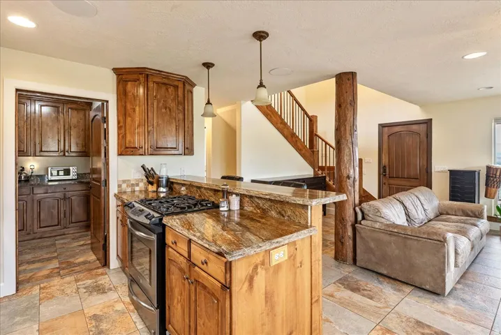 223 E Sage Ln, Wanship, Utah 84017