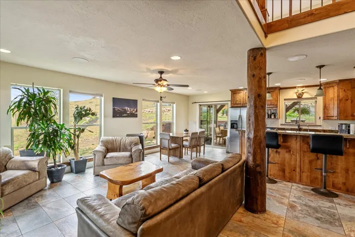 223 E Sage Ln, Wanship, Utah 84017