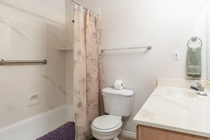 1229 W 4500 S #30, Riverdale, Utah 84405
