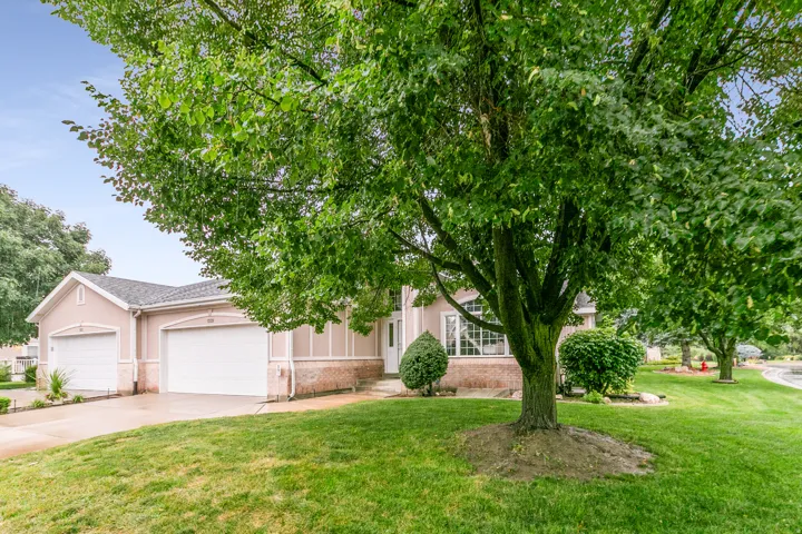 1229 W 4500 S #30, Riverdale, Utah 84405