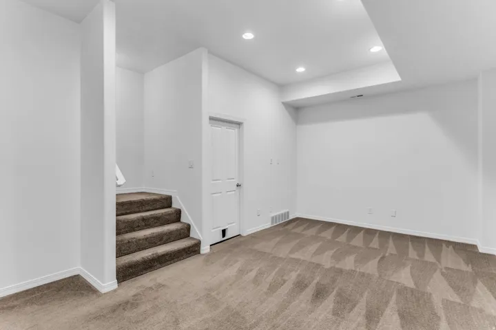 44 W 200 N #5, Bountiful, Utah 84010