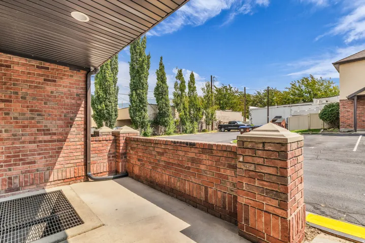 44 W 200 N #5, Bountiful, Utah 84010