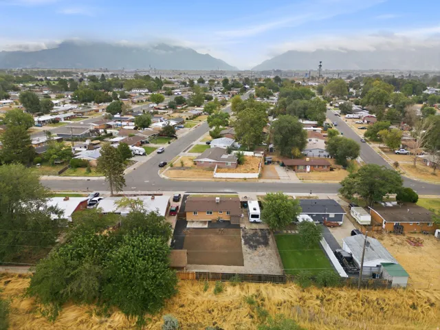 676 N Ann St, Clearfield, Utah 84015