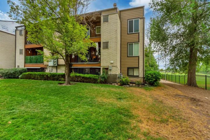 2438 S Elizabeth St #5, Salt Lake City, Utah 84106