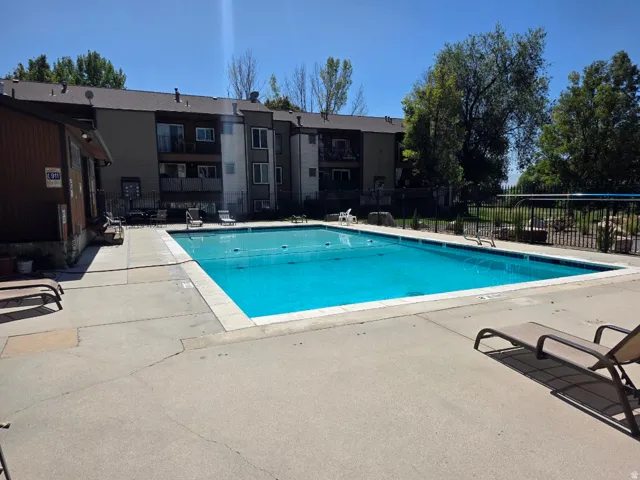 2438 S Elizabeth St #5, Salt Lake City, Utah 84106
