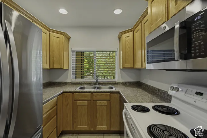 2438 S Elizabeth St #5, Salt Lake City, Utah 84106