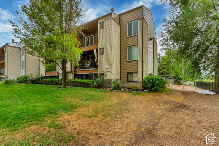 2438 S Elizabeth St #5, Salt Lake City, Utah 84106