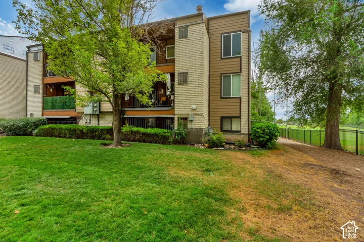 2438 S Elizabeth St #5, Salt Lake City, Utah 84106