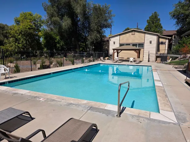 2438 S Elizabeth St #5, Salt Lake City, Utah 84106