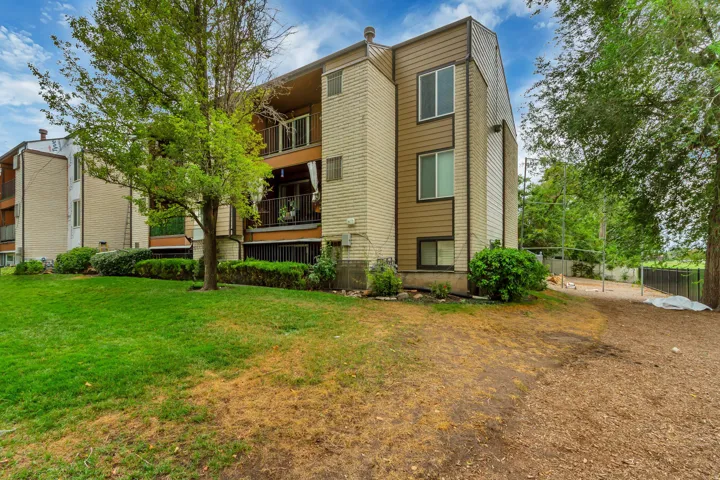 2438 S Elizabeth St #5, Salt Lake City, Utah 84106