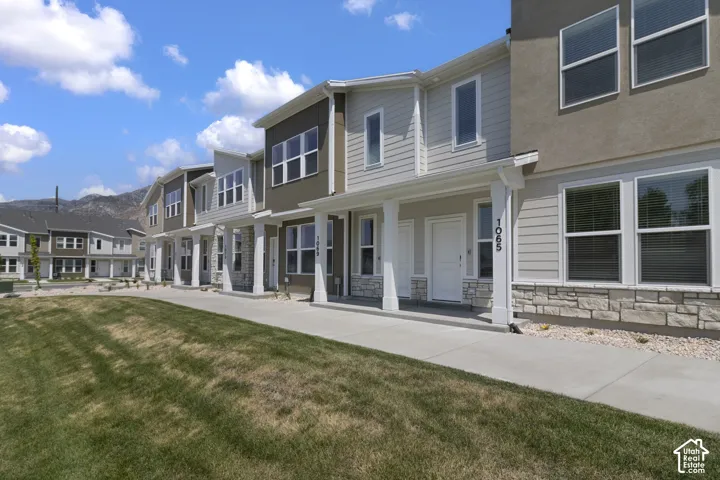 Modern townhome community featuring newly constructed residences with contemporary architectural styling