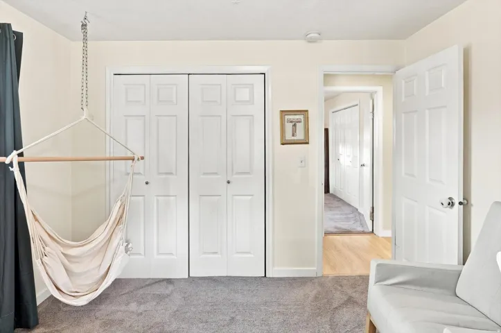 Plush carpeting and light-toned walls