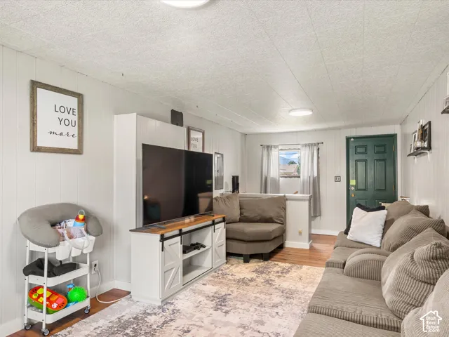 1327 Hudson, Ogden, Utah 84404