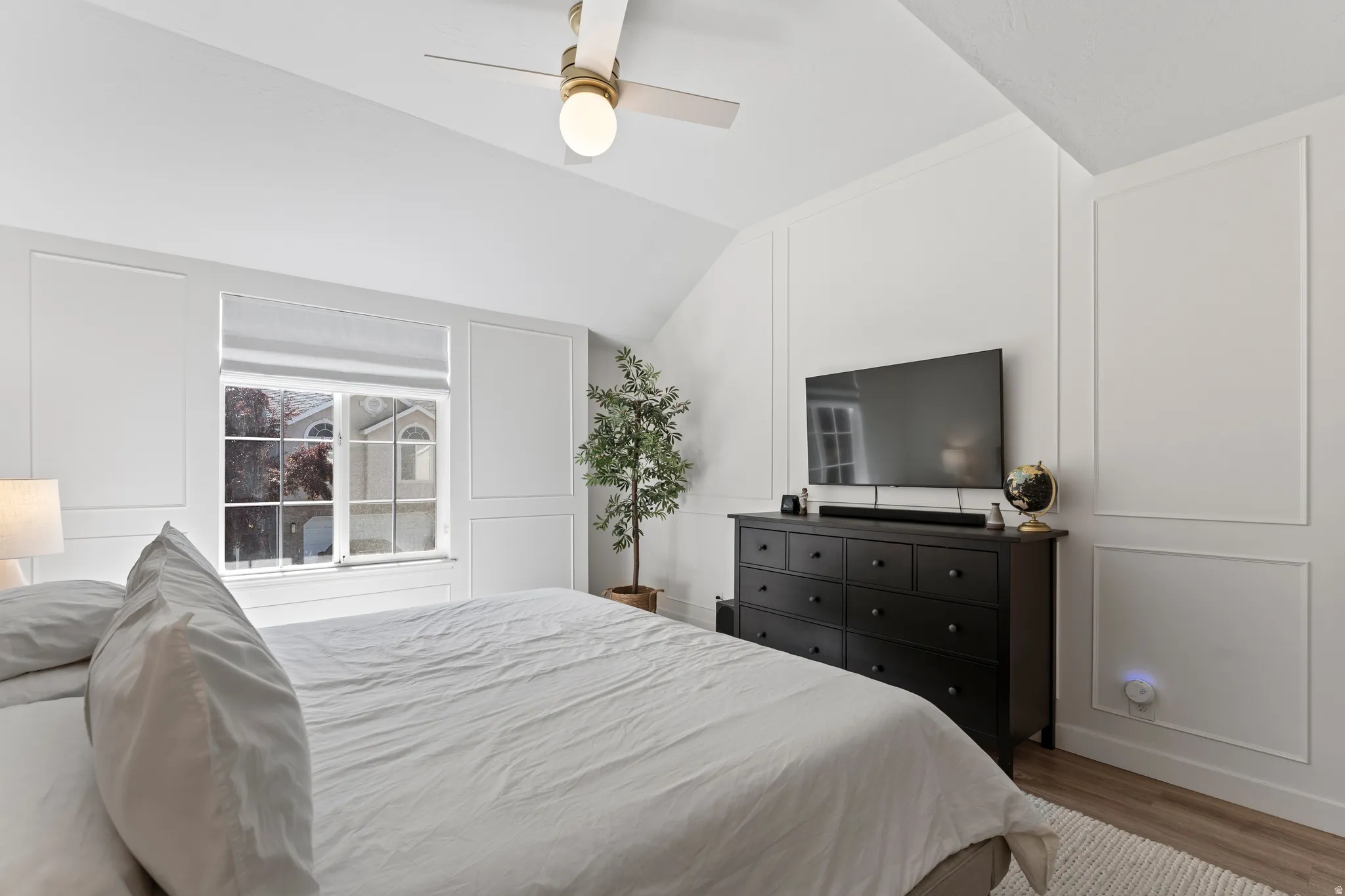 Master Bedroom - 2nd Level