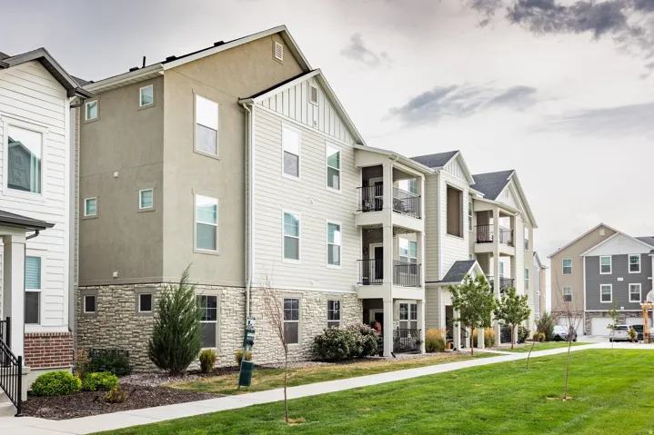 3665 W 1380 N #102, Saratoga Springs, Utah 84043