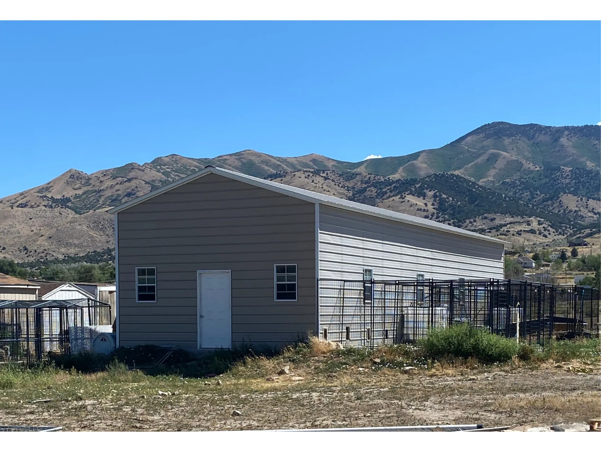 Large 60' x 20' barn.