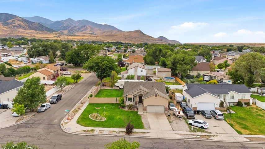 2932 S Fetzer Dr, Magna, Utah 84044