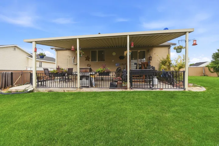 2932 S Fetzer Dr, Magna, Utah 84044