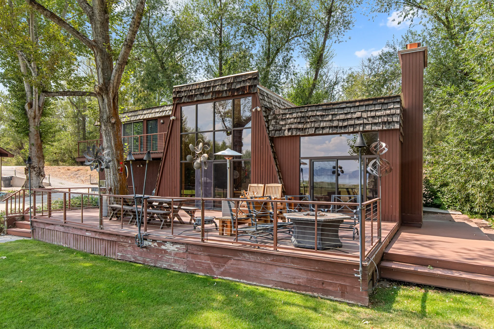 Expansive outdoor deck with metal railings