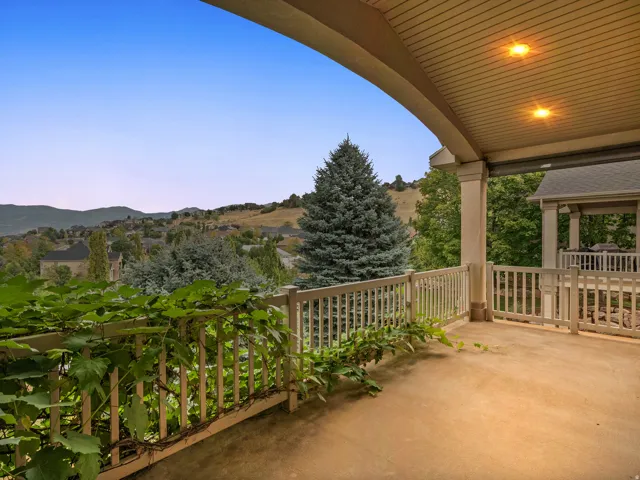 263 Edgemont Dr, North Salt Lake, Utah 84054