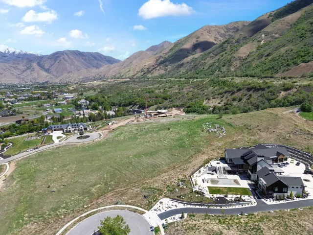 1284 E Middle Canyon Ct, Mapleton, Utah 84664