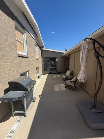 Breezeway patio