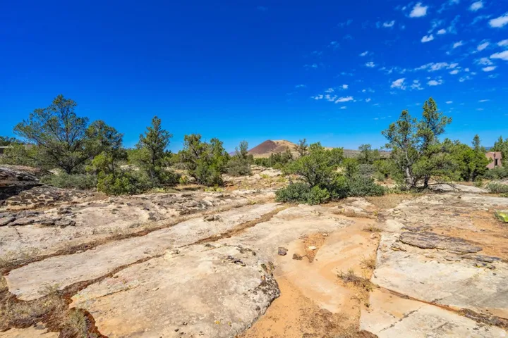 656 N Rock Garden Ln, St. George, Utah 84790