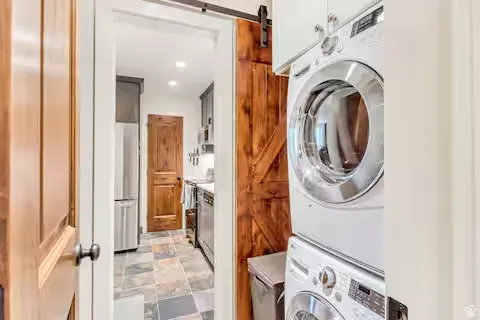 Stackable washer and dryer,