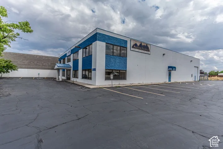 3311 W Parkway Blvd, West Valley City, Utah 84119