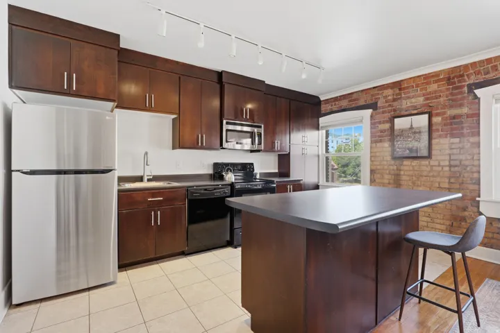 555 E 100 S #404, Salt Lake City, Utah 84102