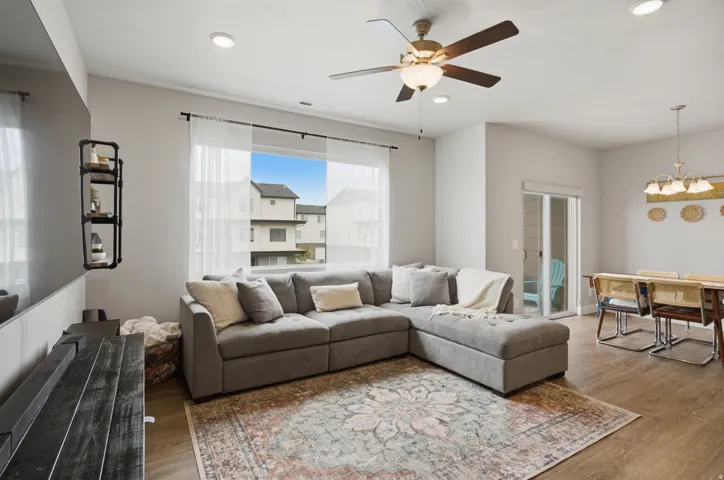 376 S 1080 W #201, American Fork, Utah 84003