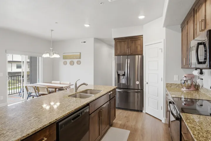376 S 1080 W #201, American Fork, Utah 84003