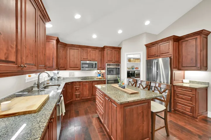 585 E Coach Ln, Grantsville, Utah 84029