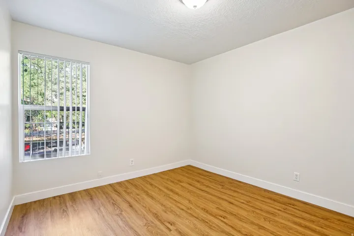 34 W Lester Ave #e-23, Salt Lake City, Utah 84107