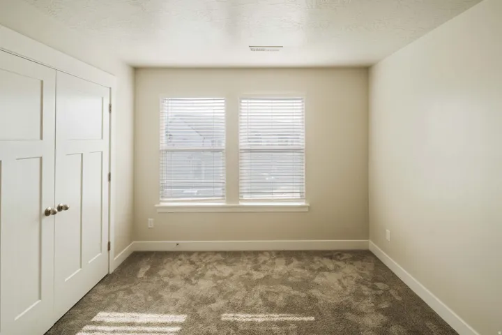 16056 S Bodmin Way, Bluffdale, Utah 84065