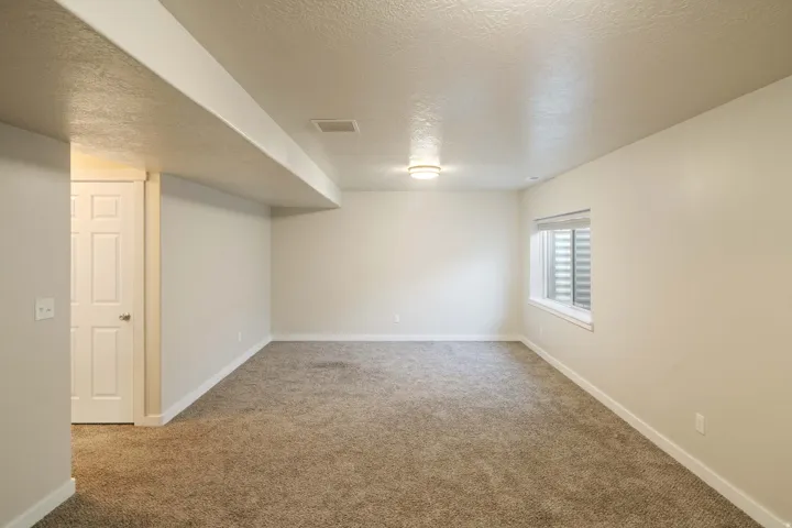 16056 S Bodmin Way, Bluffdale, Utah 84065