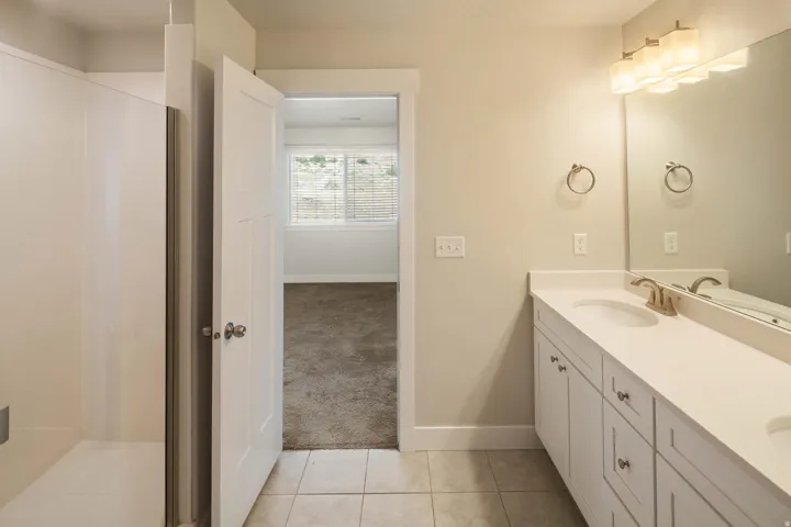 16056 S Bodmin Way, Bluffdale, Utah 84065