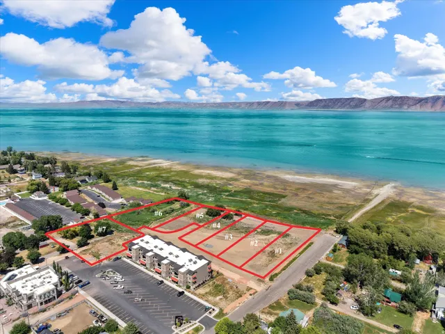 78 S Waters Edge Ln, Garden City, Utah 84028