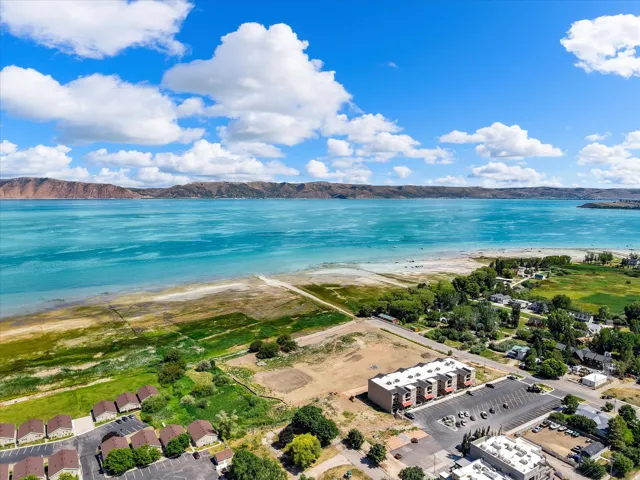 48 E 50 St, Garden City, Utah 84028