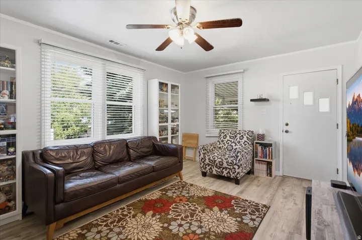 906 Grandview Dr, Ogden, Utah 84403